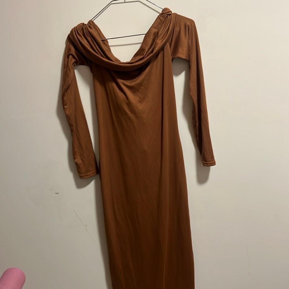 Intercept | Brown Bodycon Bardot Tie-Back Midi Dress